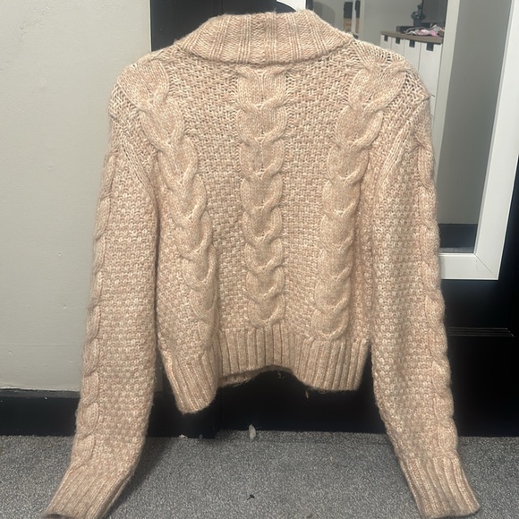 American Eagle Knit Sweater - Picture 6 of 6